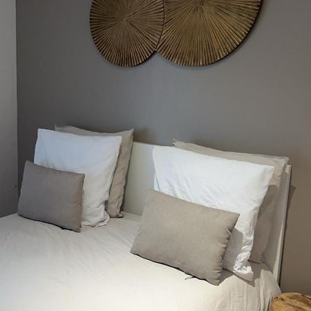 Saint-Cosme Home 샬롱쉬르송 외부 사진